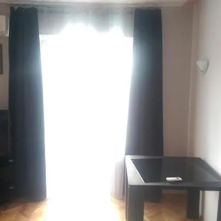 Old Town Center Apartman *