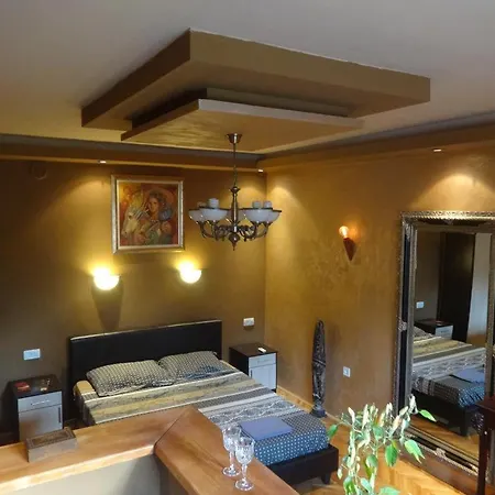 Old Town Center Apartman