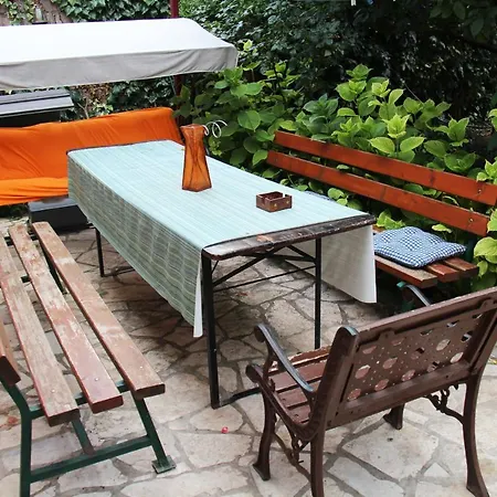 Old Town Center Apartman